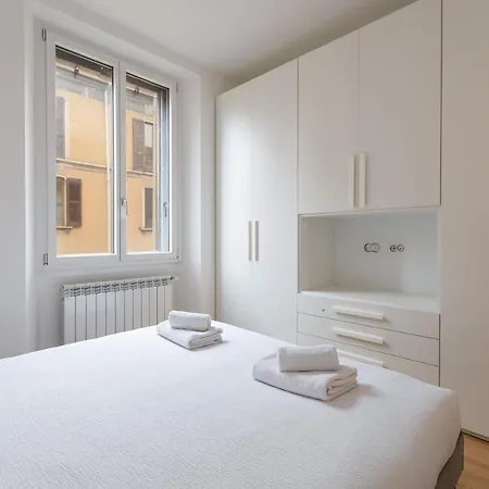 Urbino Apartment Luminoso E Centrale Milan Exterior photo